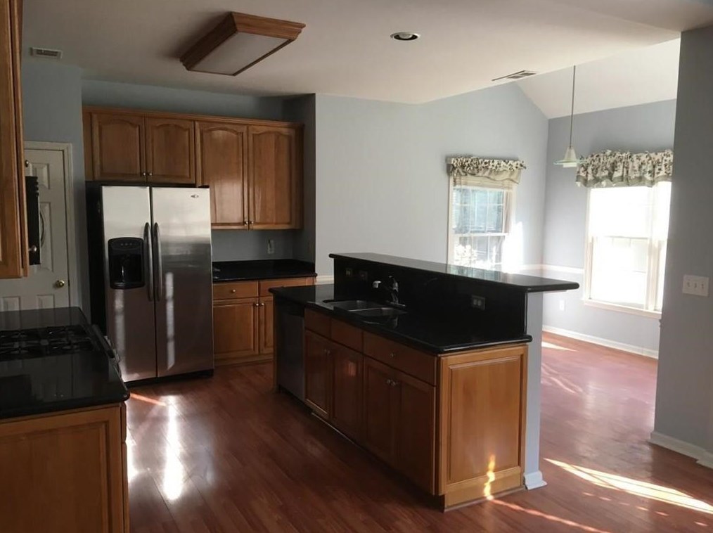 9510 Knollcrest Blvd, Alpharetta, GA 30022-3326