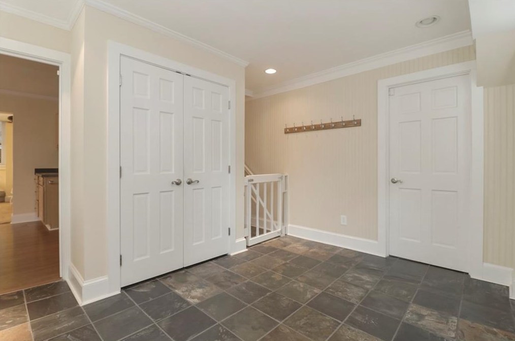 1728 Noble Dr, Atlanta GA 30306-3141 exterior