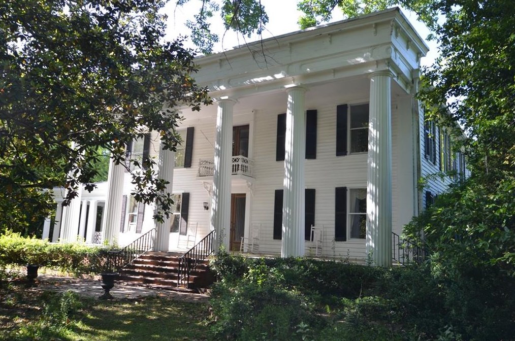217 W Robert Toombs Ave, Washington, GA 30673