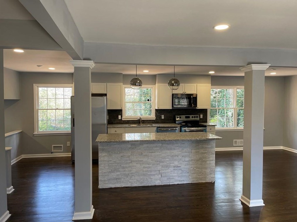 4503 Dorset Cir, Decatur GA  30035-4203 exterior