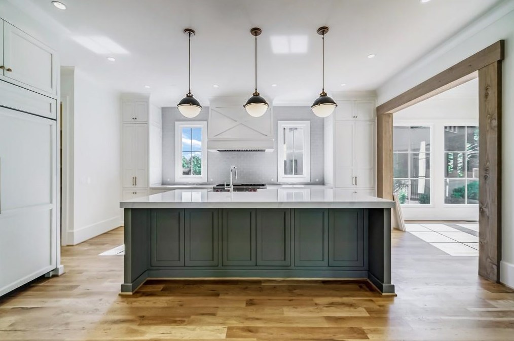 1783 Noble Dr, Atlanta GA 30306-3140 exterior