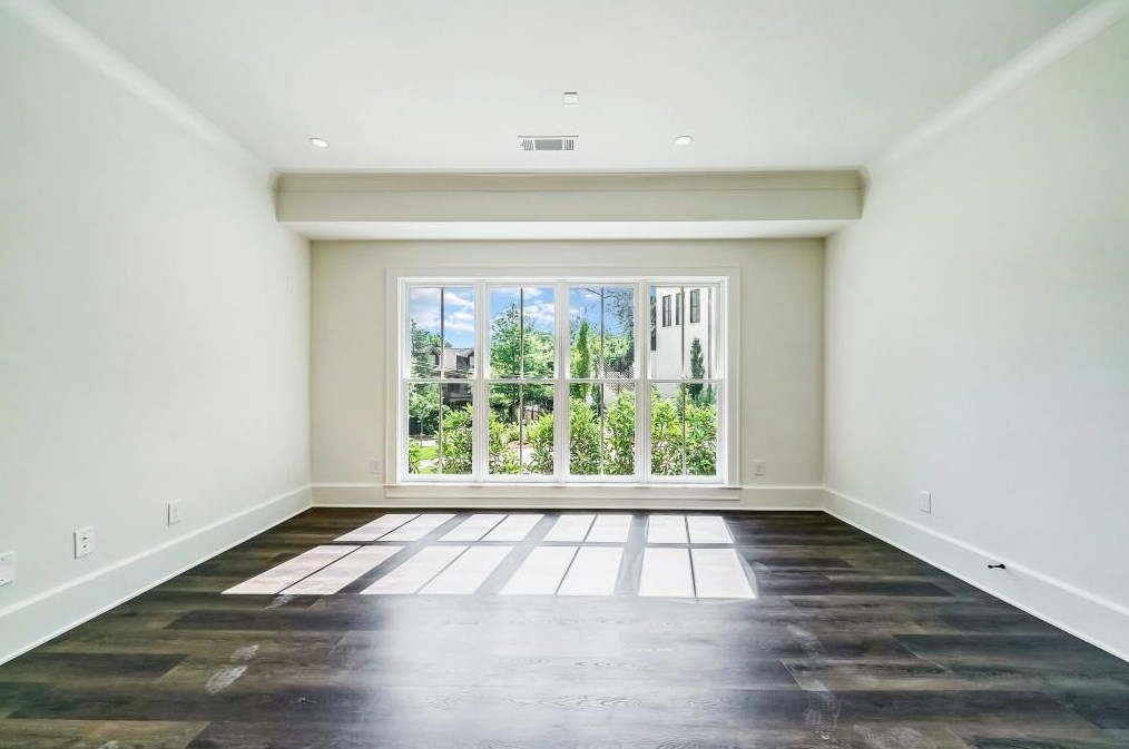 1783 Noble Dr, Atlanta GA 30306-3140 exterior