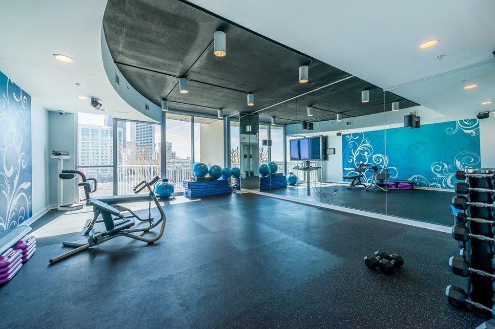 860 Peachtree St, Atlanta GA  30308-1289 exterior