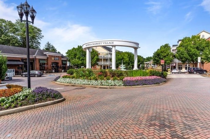 1319 Hawthorne Ave, Smyrna GA  30080-2166 exterior