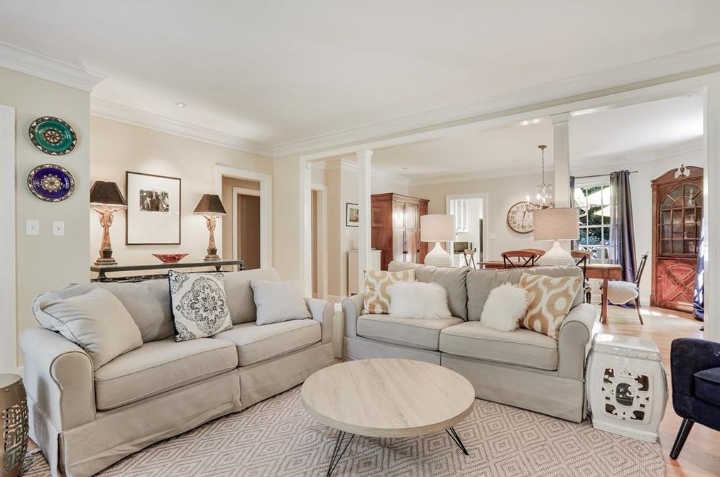 349 Redland Rd Nw, Atlanta, GA 30309