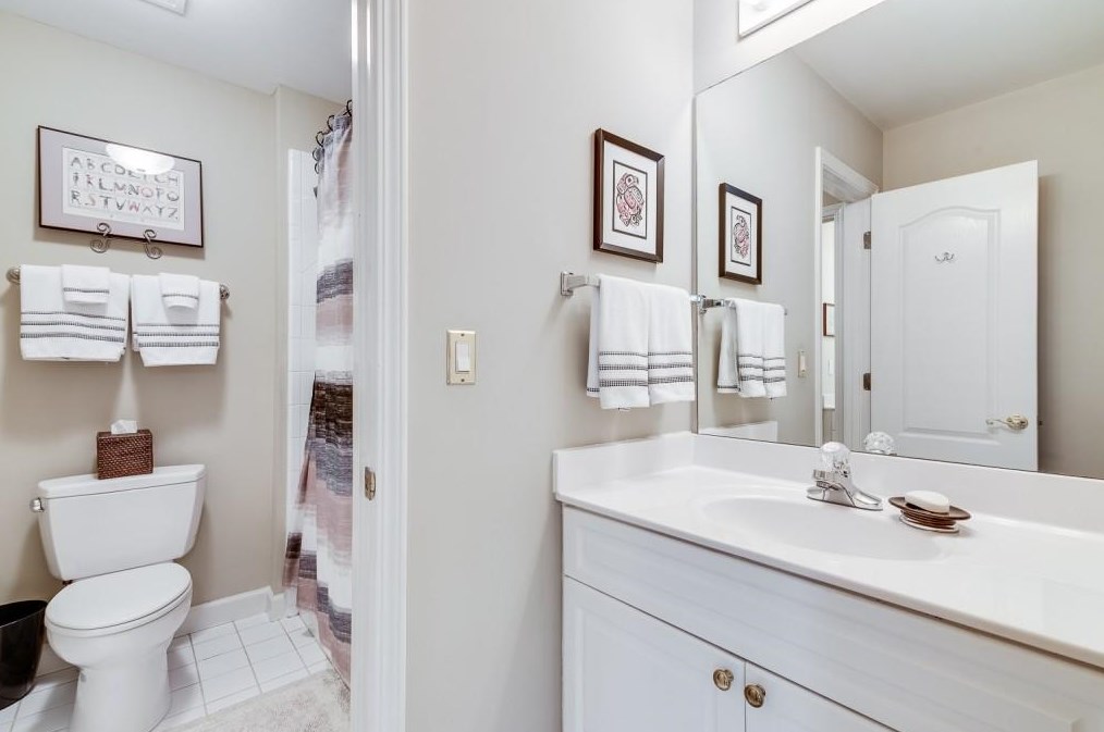 2478 Oakleigh Ct, Atlanta GA  30329 exterior