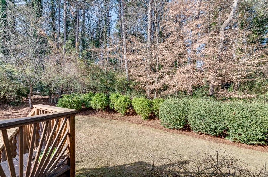 2478 Oakleigh Ct, Atlanta GA  30329 exterior