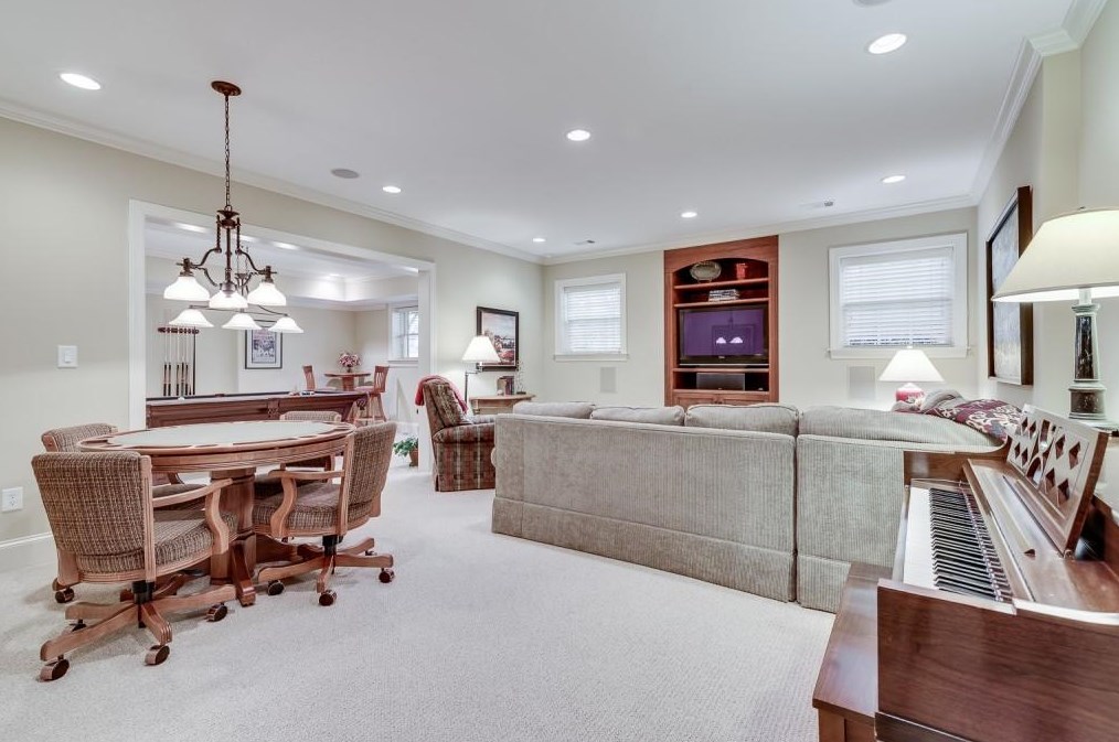 2478 Oakleigh Ct, Atlanta GA  30329 exterior