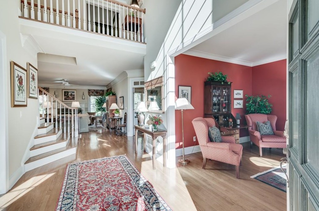 2478 Oakleigh Ct, Atlanta GA  30329 exterior
