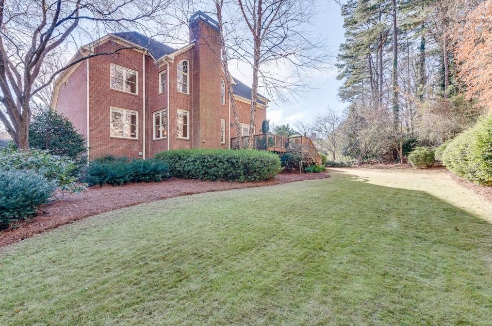 2478 Oakleigh Ct, Atlanta GA  30329 exterior