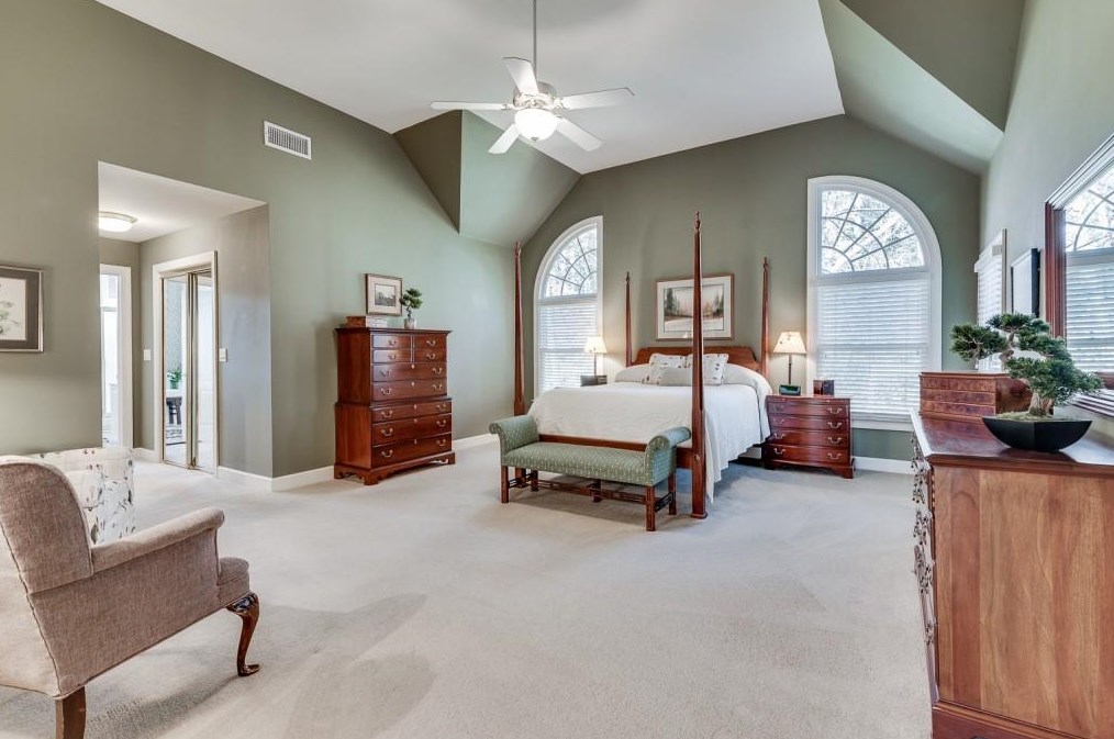 2478 Oakleigh Ct, Atlanta GA  30329 exterior