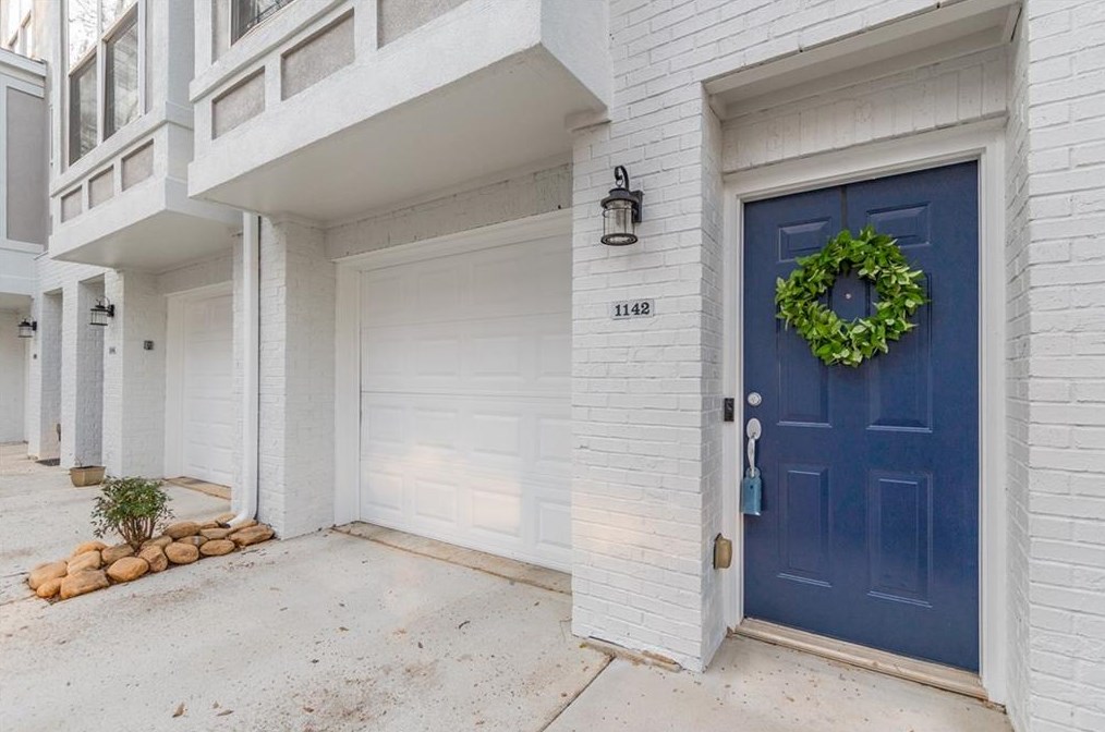 1142 Village Ct, Atlanta, GA 30316-1524