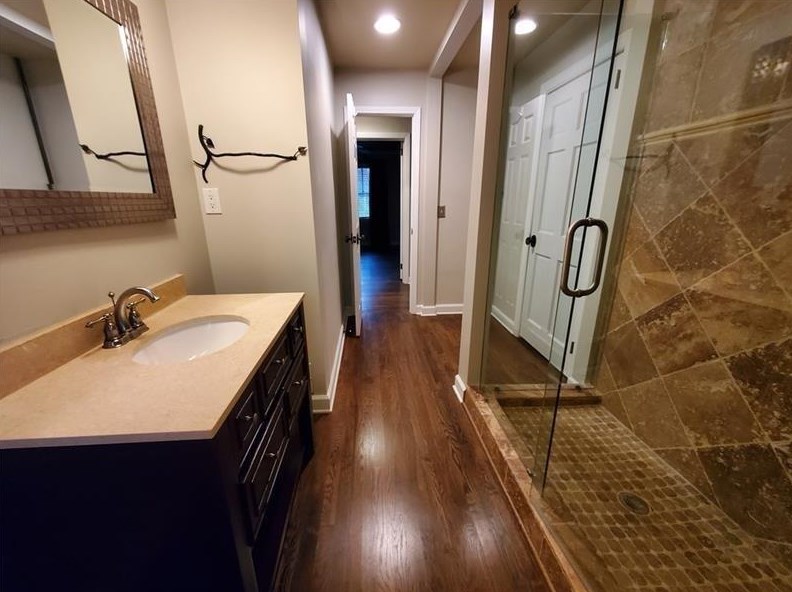 4615 Mystic Dr, Atlanta GA  30342-2518 exterior