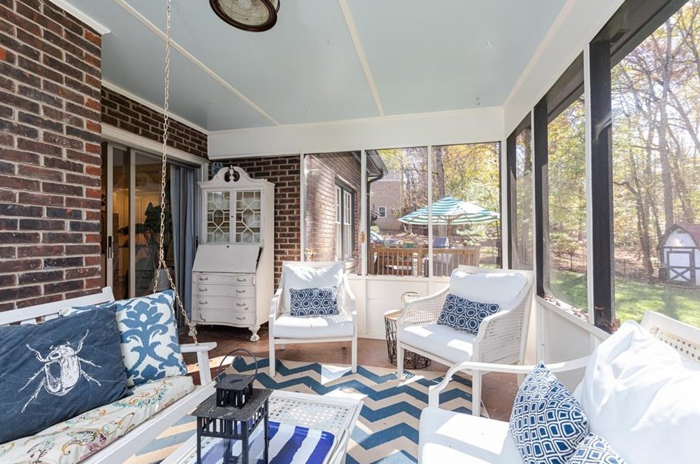 7670 Ryefield Dr, Atlanta GA  30350-5534 exterior