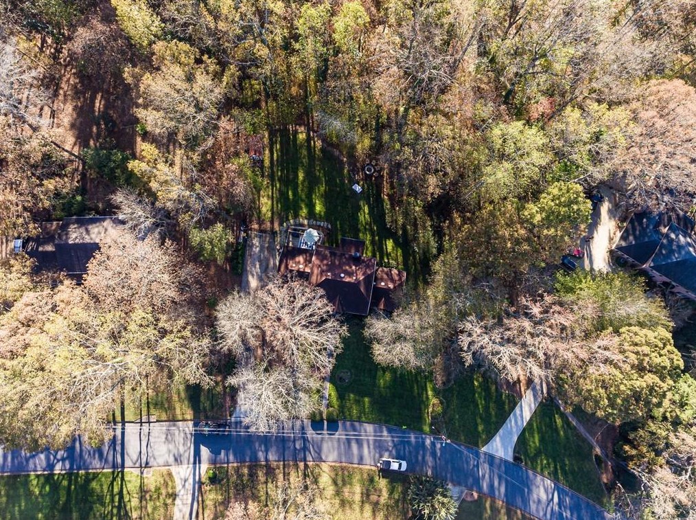 7670 Ryefield Dr, Atlanta GA  30350-5534 exterior