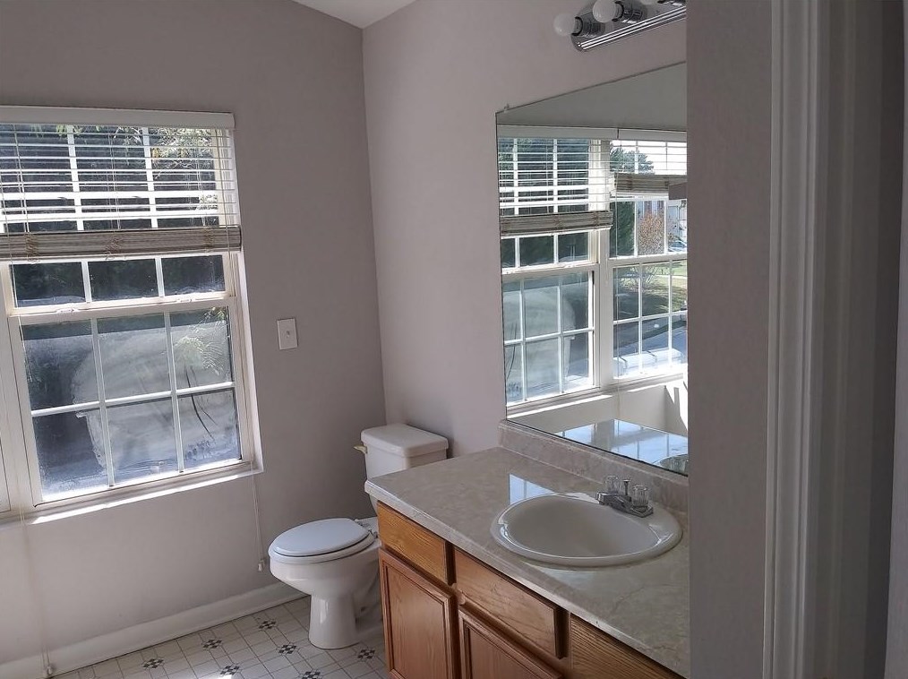 2849 Windsor Forrest Ct, Atlanta GA  30349-3034 exterior