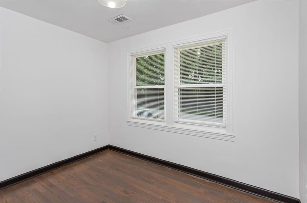 3060 Waters Rd, Atlanta GA  30354-2367 exterior