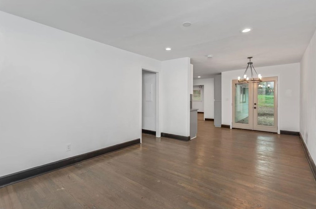 3060 Waters Rd, Atlanta GA  30354-2326 exterior