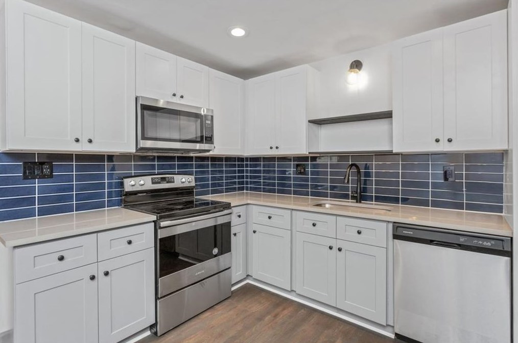 3060 Waters Rd, Atlanta GA  30354-2367 exterior
