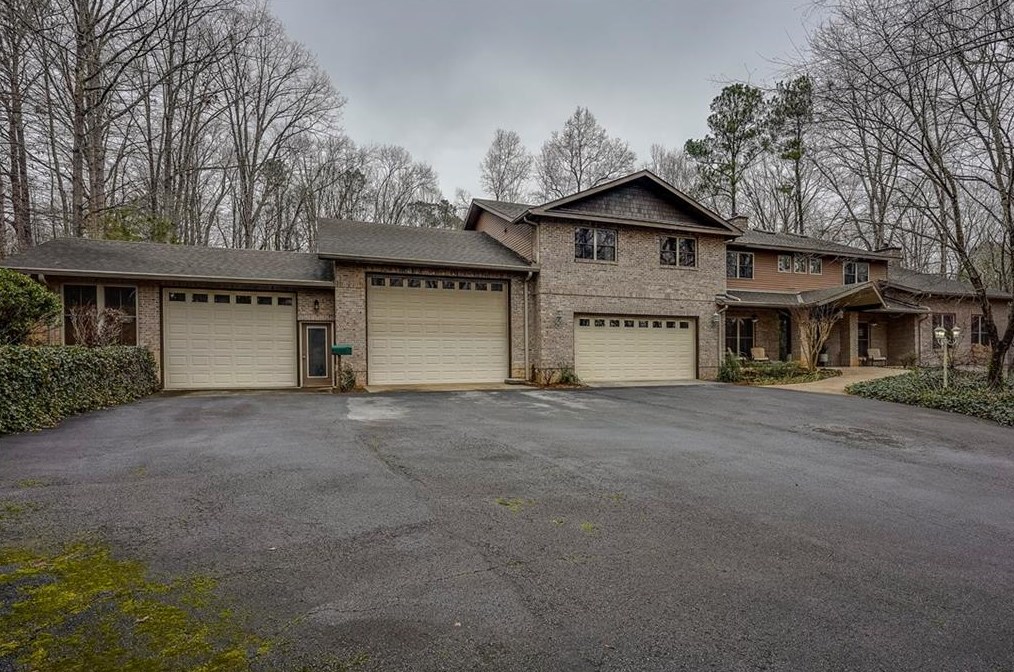 2520 James Rd, Douglasville, GA 30135-1424