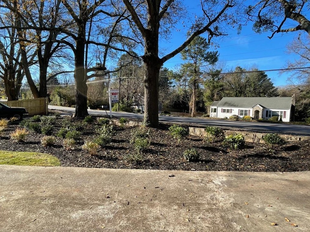 2052 2nd Ave, Decatur GA  30032 exterior