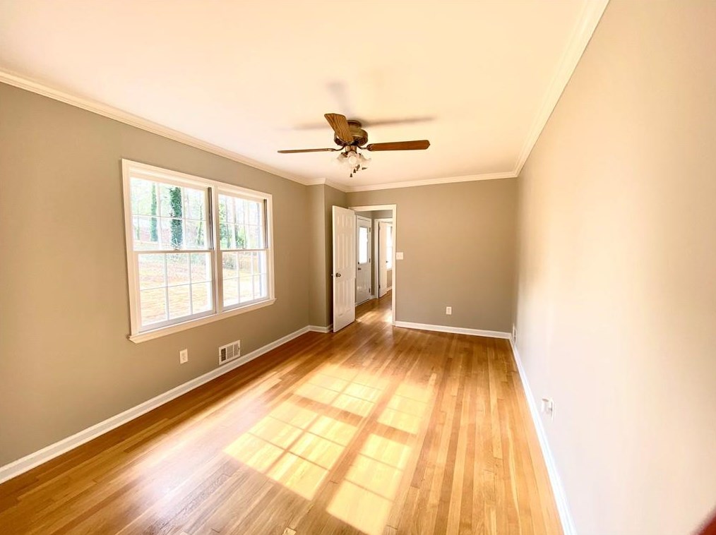 2525 Wilson Woods Dr, Decatur GA  30033-3738 exterior