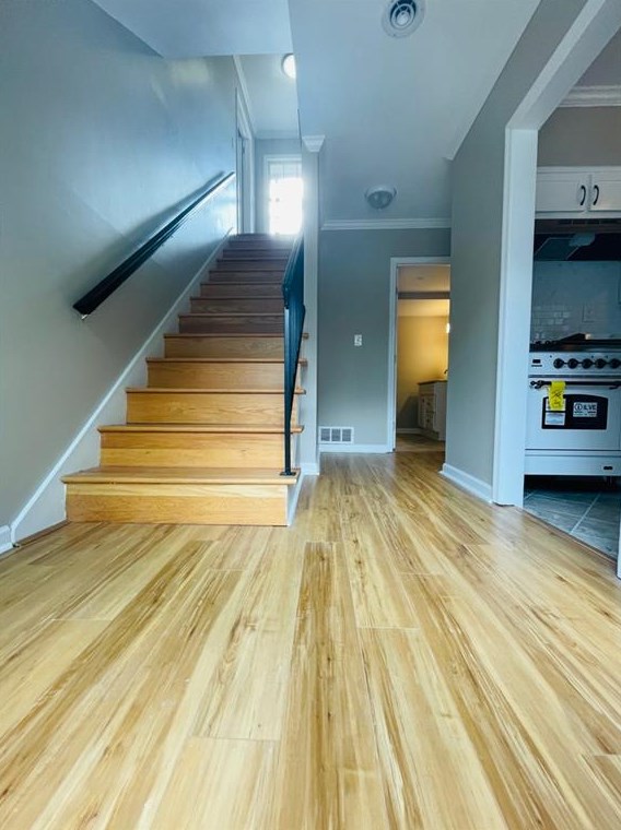 2525 Wilson Woods Dr, Decatur GA  30033-3738 exterior