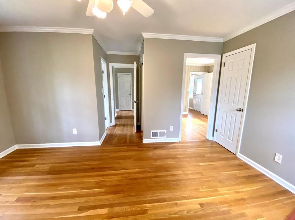 2525 Wilson Woods Dr, Decatur GA  30033-3738 exterior