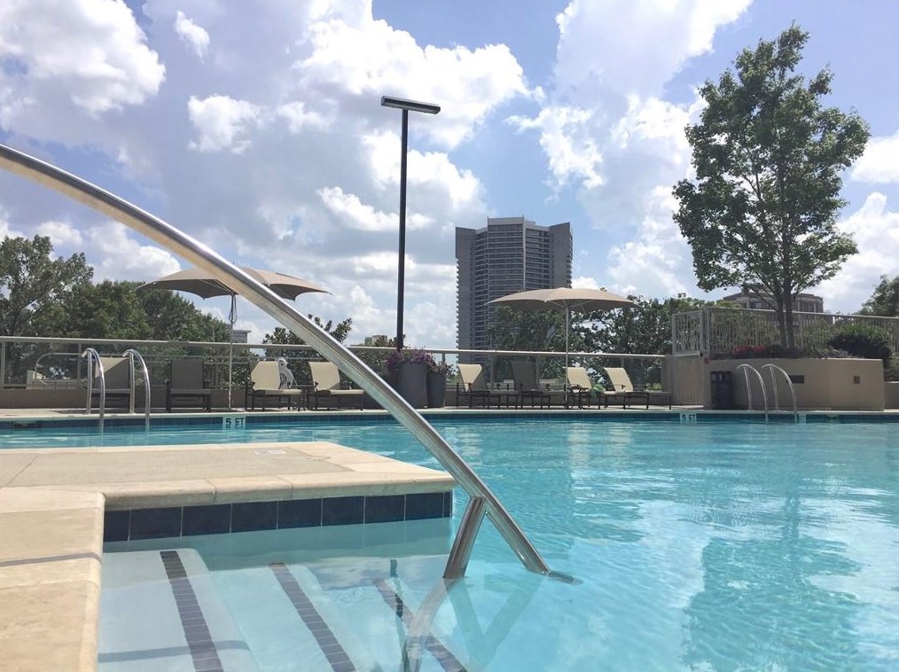 2795 Peachtree Rd, Atlanta GA  30305-3671 exterior