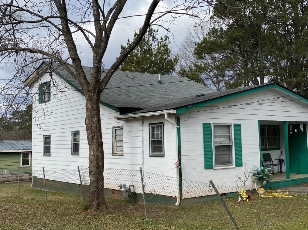 611 Maple St, Monroe, GA 30656