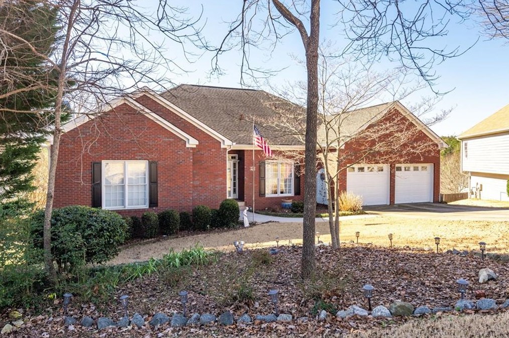 12 Steeple Chase Trl, Dallas, GA 30132-8305