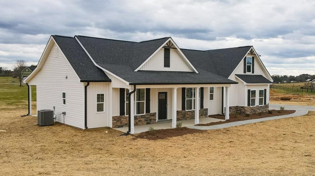 259 Willow Haven St, Calhoun, GA 30701-4794