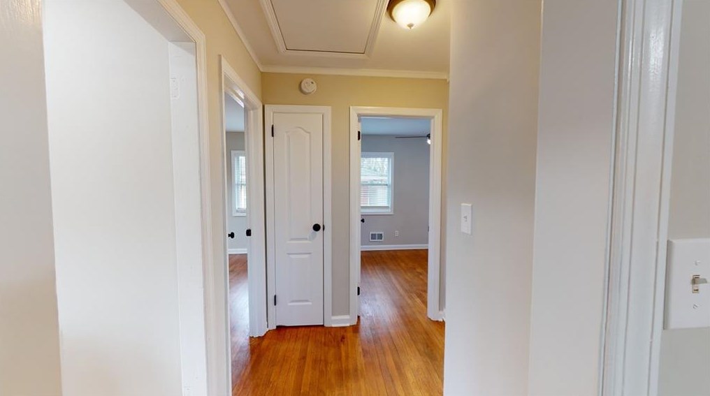 1530 Woodland Cir, Atlanta GA  30316-3160 exterior