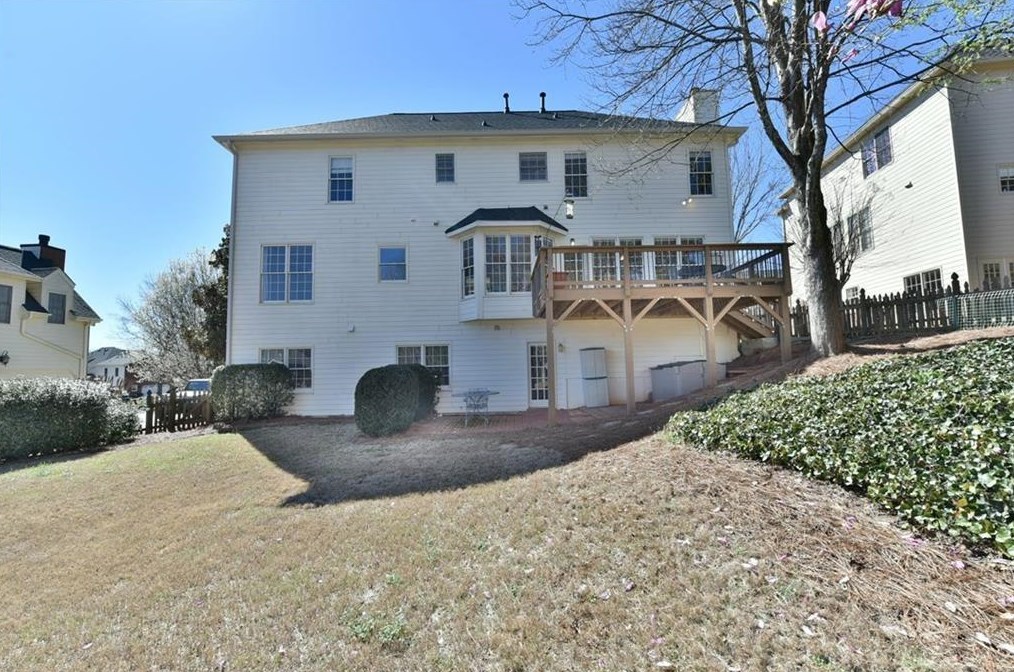 415 Pine Dr, Alpharetta, GA 30022-7091