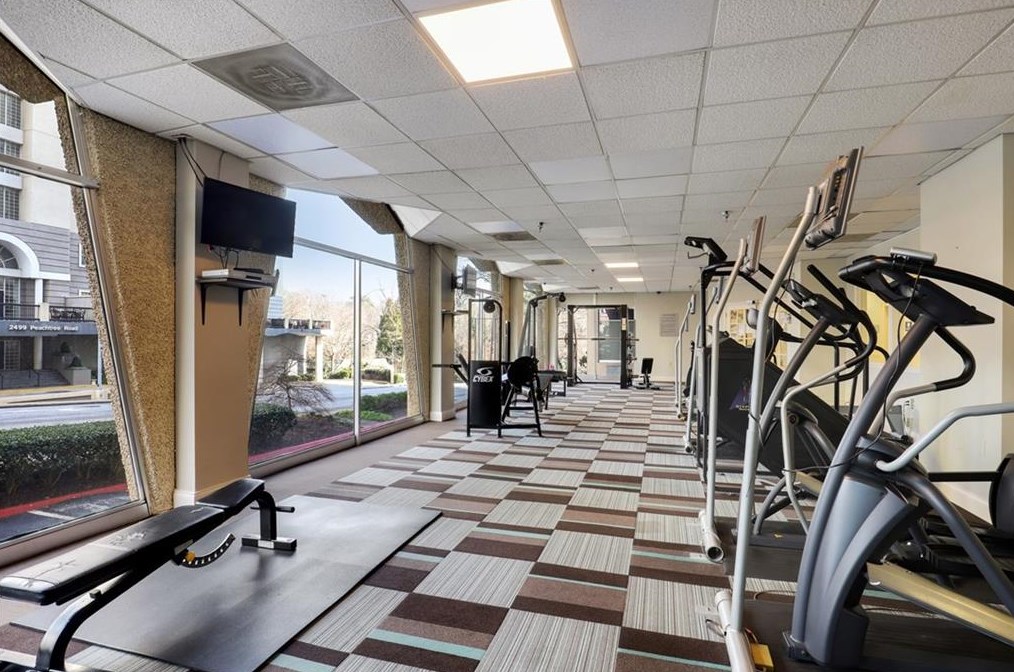 2479 Peachtree Rd, Atlanta GA  30305-4138 exterior