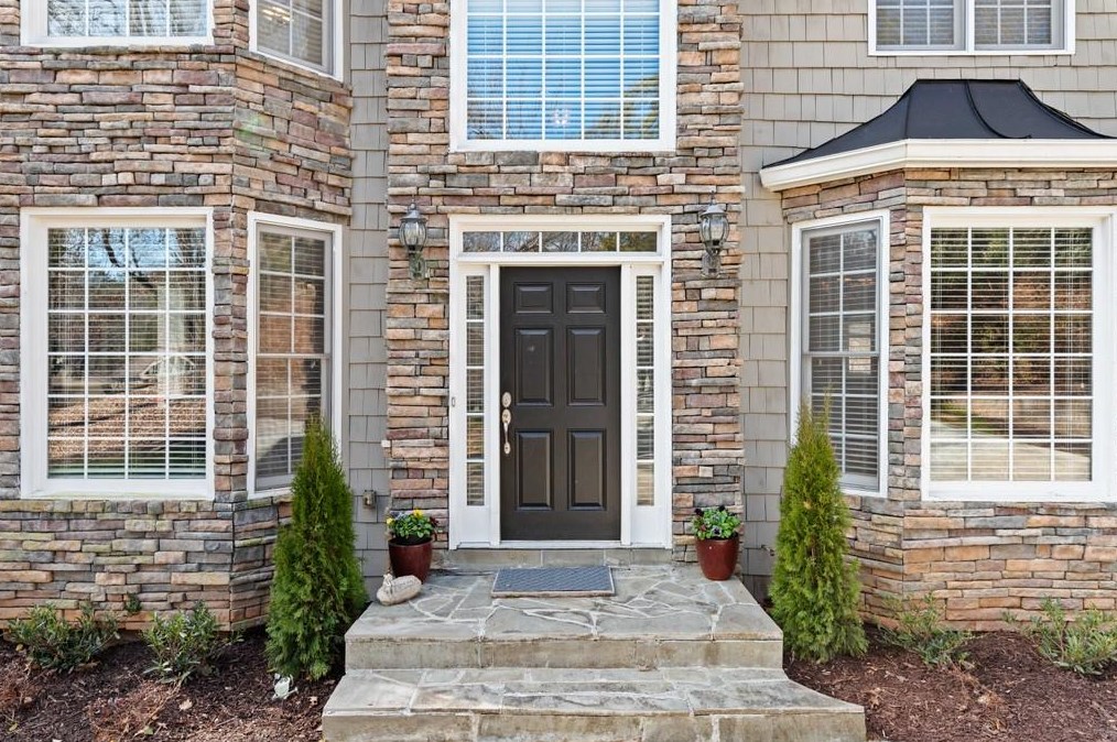4224 Burns Heritage Trl, Roswell, GA 30075-2663