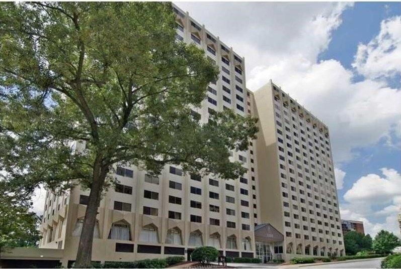 2479 Peachtree Rd, Atlanta GA  30305-4138 exterior