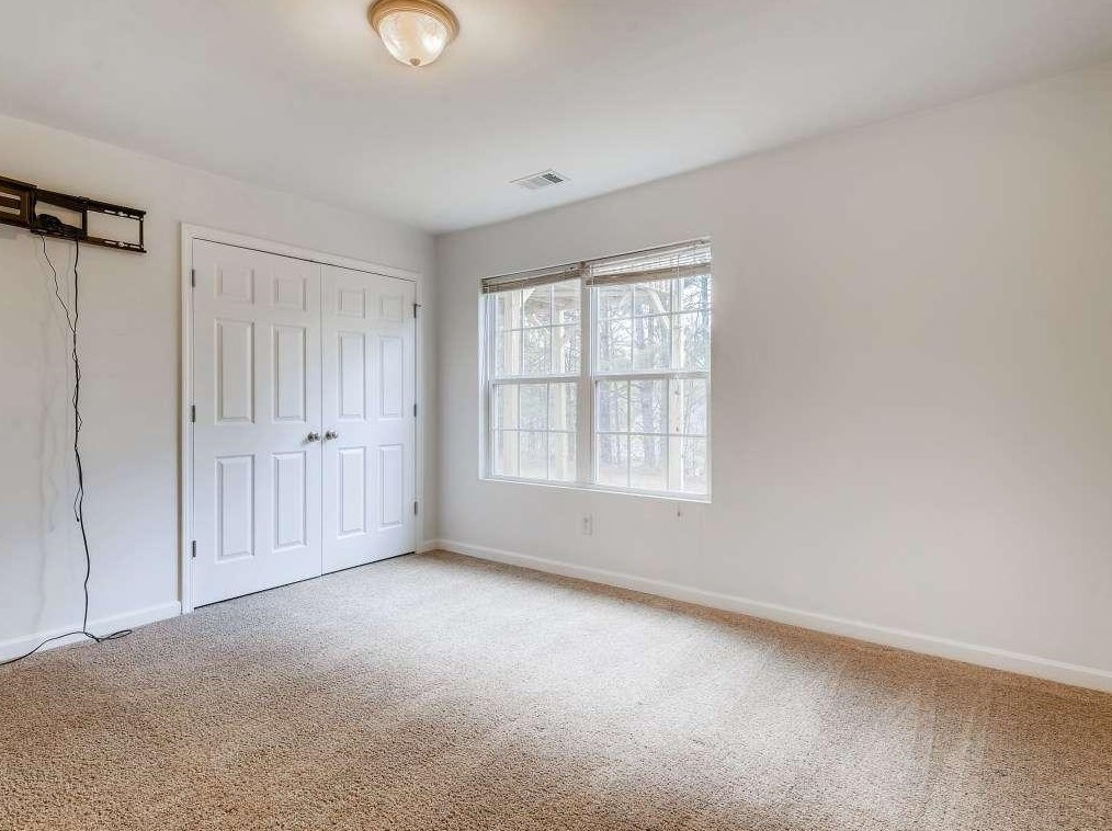 5095 Upper Elm St, Atlanta GA  30349-1686 exterior