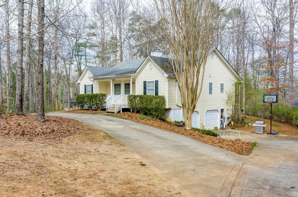 2003 Laurel Cove, Ball Ground, GA 30107