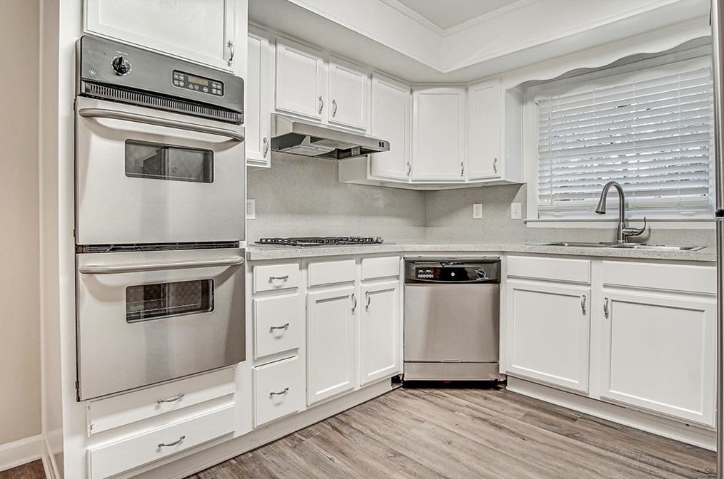 1932 Rosewood Rd, Decatur GA  30032-7018 exterior