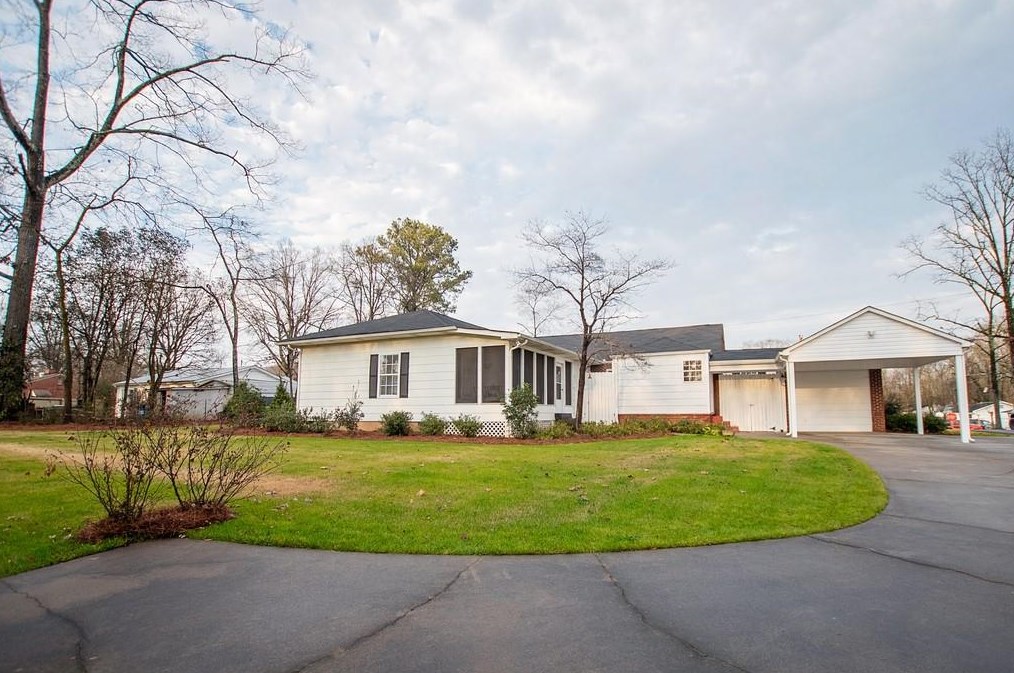 119 Louise Ave, Calhoun, GA 30701-2607