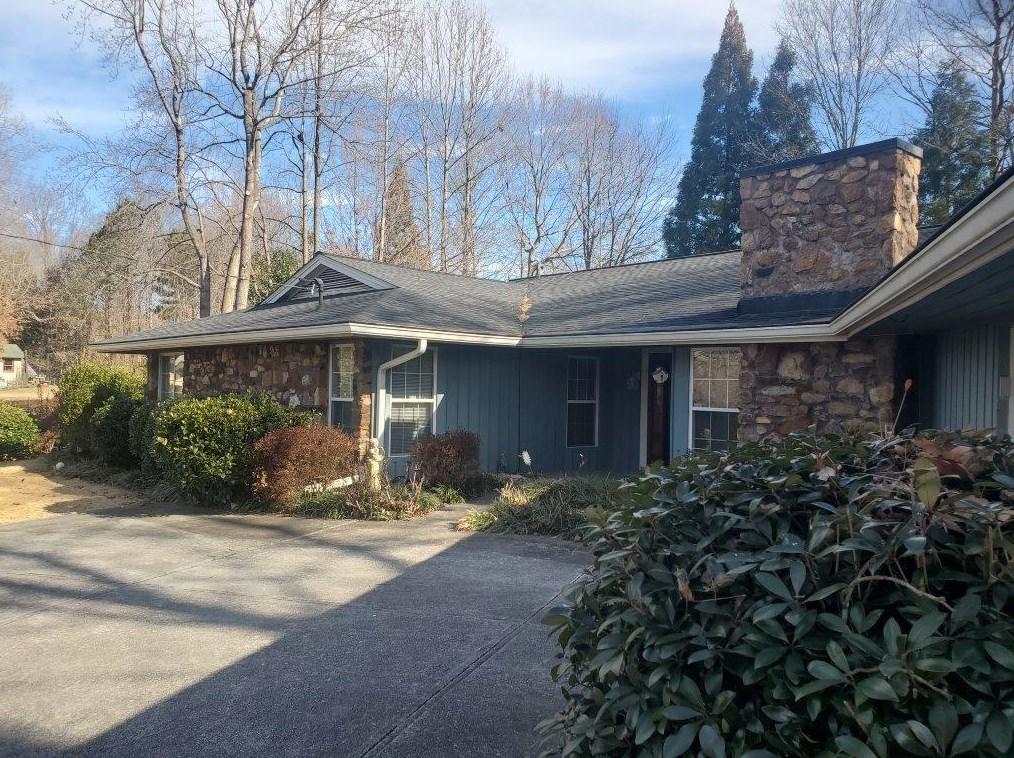 2419 Leisure Lake Dr, Atlanta, GA 30338