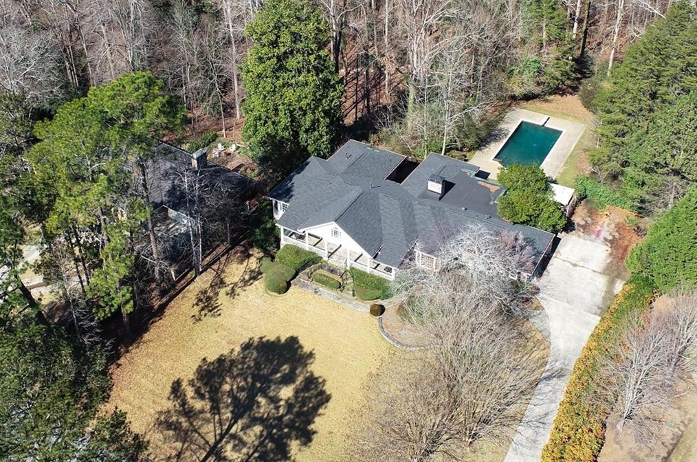 1297 Swims Valley Dr, Atlanta, GA 30327-3809