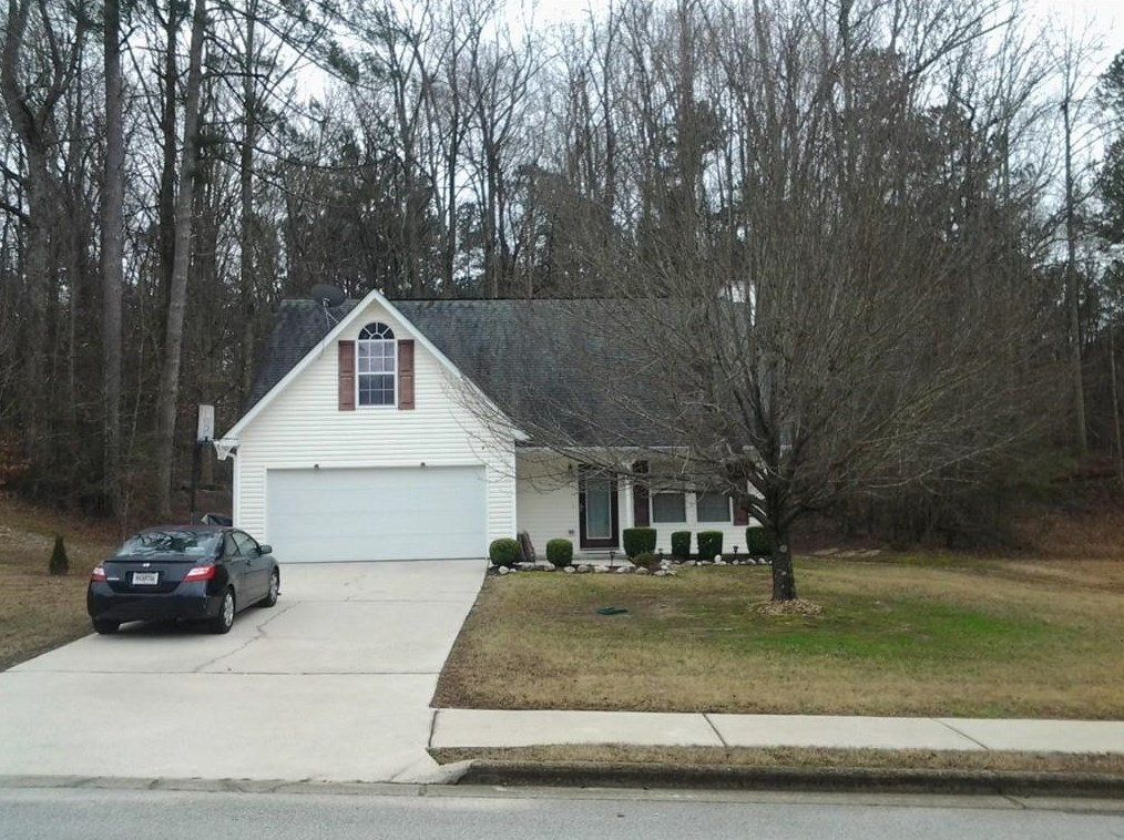 7925 Lake Stone Cir, Douglasville, GA 30134-4086