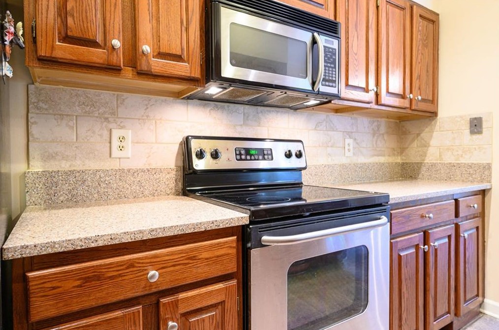 3114 Vinings Rdg Dr, Atlanta GA 30339-3770 exterior