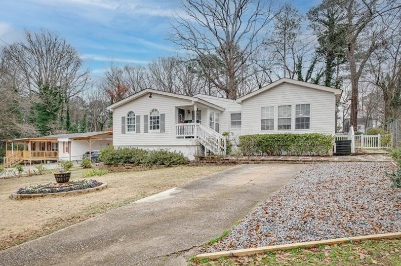 2753 Mildred Pl, Smyrna, GA 30080-2425