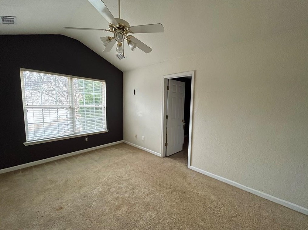 2807 Snapfinger Mnr, Decatur GA 30035-4166 exterior