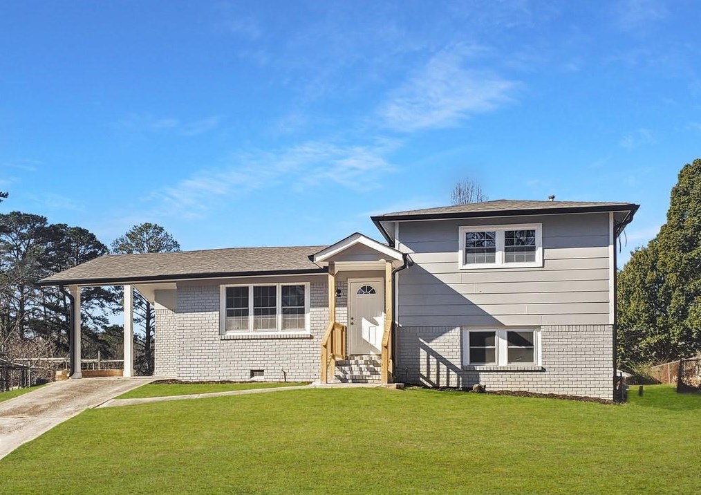 5273 Grove Ct, Morrow, GA 30260
