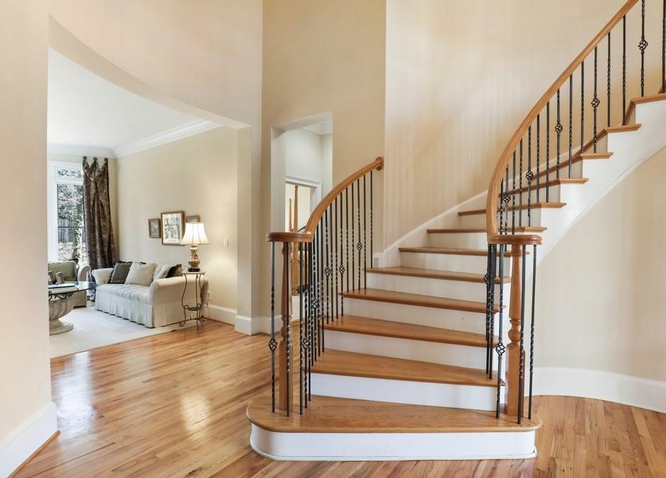 635 Regency Forest Ct, Atlanta, GA 30342-1446
