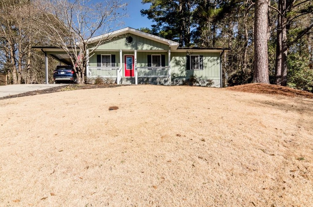 843 Idlewood Rd, Winder, GA 30680-1413